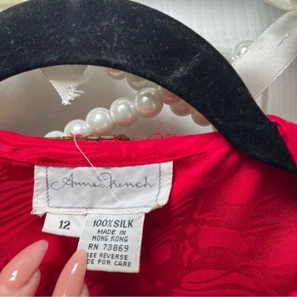 Vintage Elegant 3pc Women Red Vibrant Suit Beaded Sequined Details - Picture 4 of 16